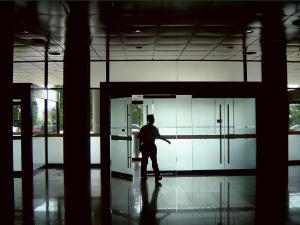 Situation #10, Antoni Muntadas, dittico