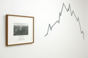Facing Venice (sin), Mountain Skyline Alpes Maritimes France 1-21 June (destra), Hamish Fulton