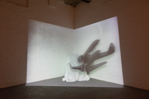 Antoni Muntadas, La Siesta, 1995