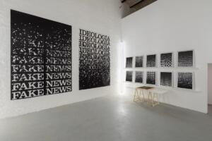 (in)visible field - space as energy, 2022 (installation view). Photo by Sergio Martucci.