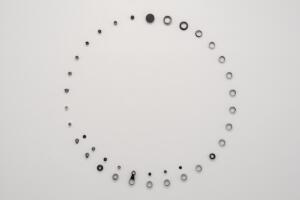 David Rickard - Eclipse (AZ50) 2022 telescopio modificato 155 x 155 x 5 cm. Photo by Sergio Martucci